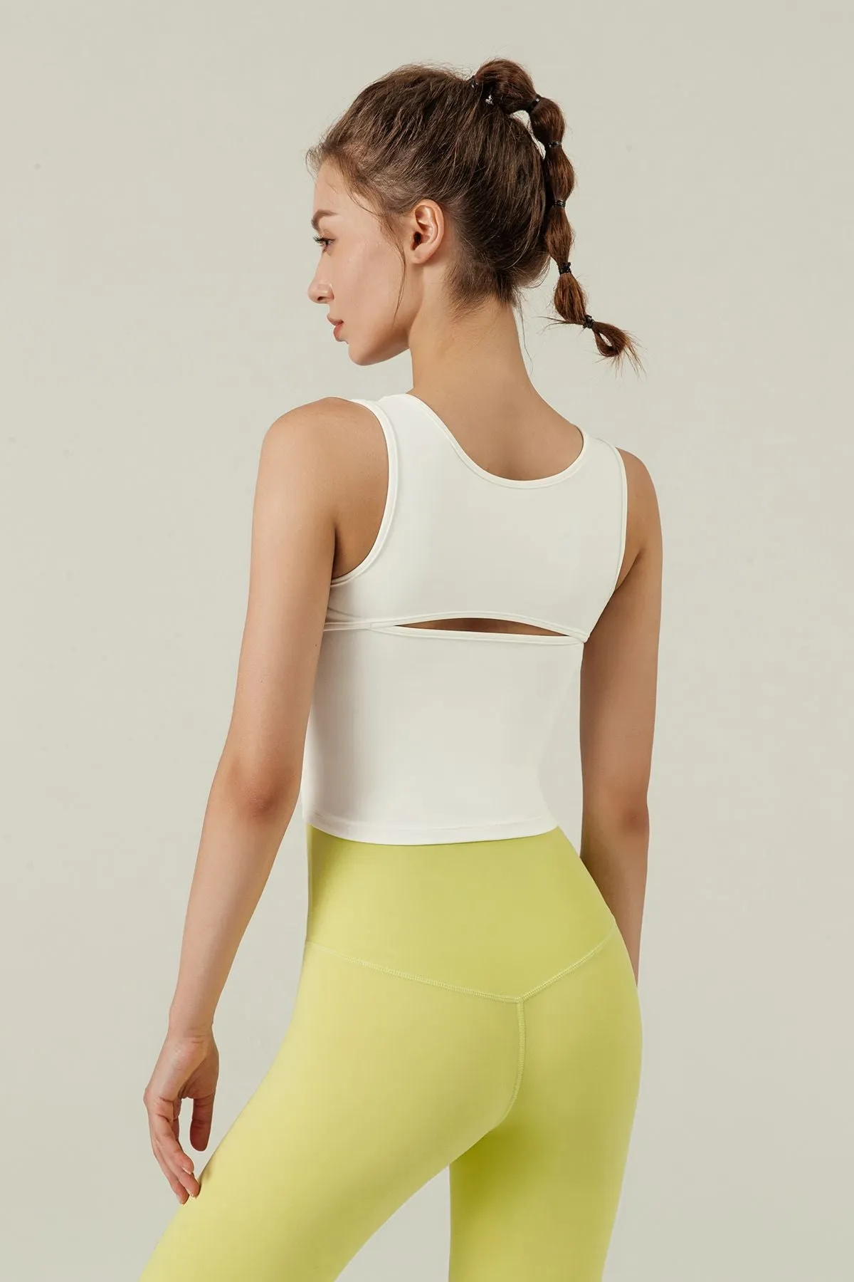 Cutout Tank Tops with Built-In Bra
