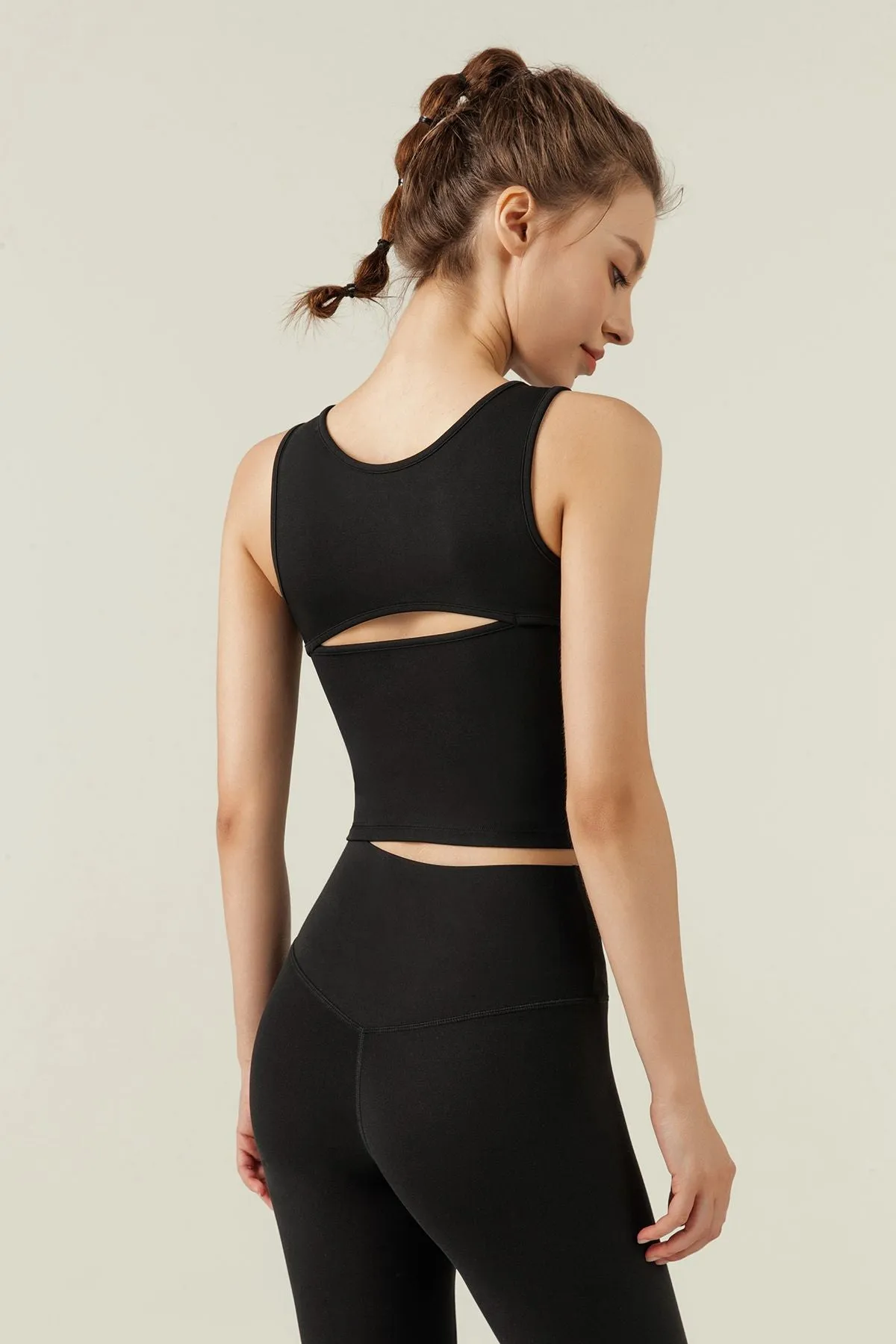 Cutout Tank Tops with Built-In Bra