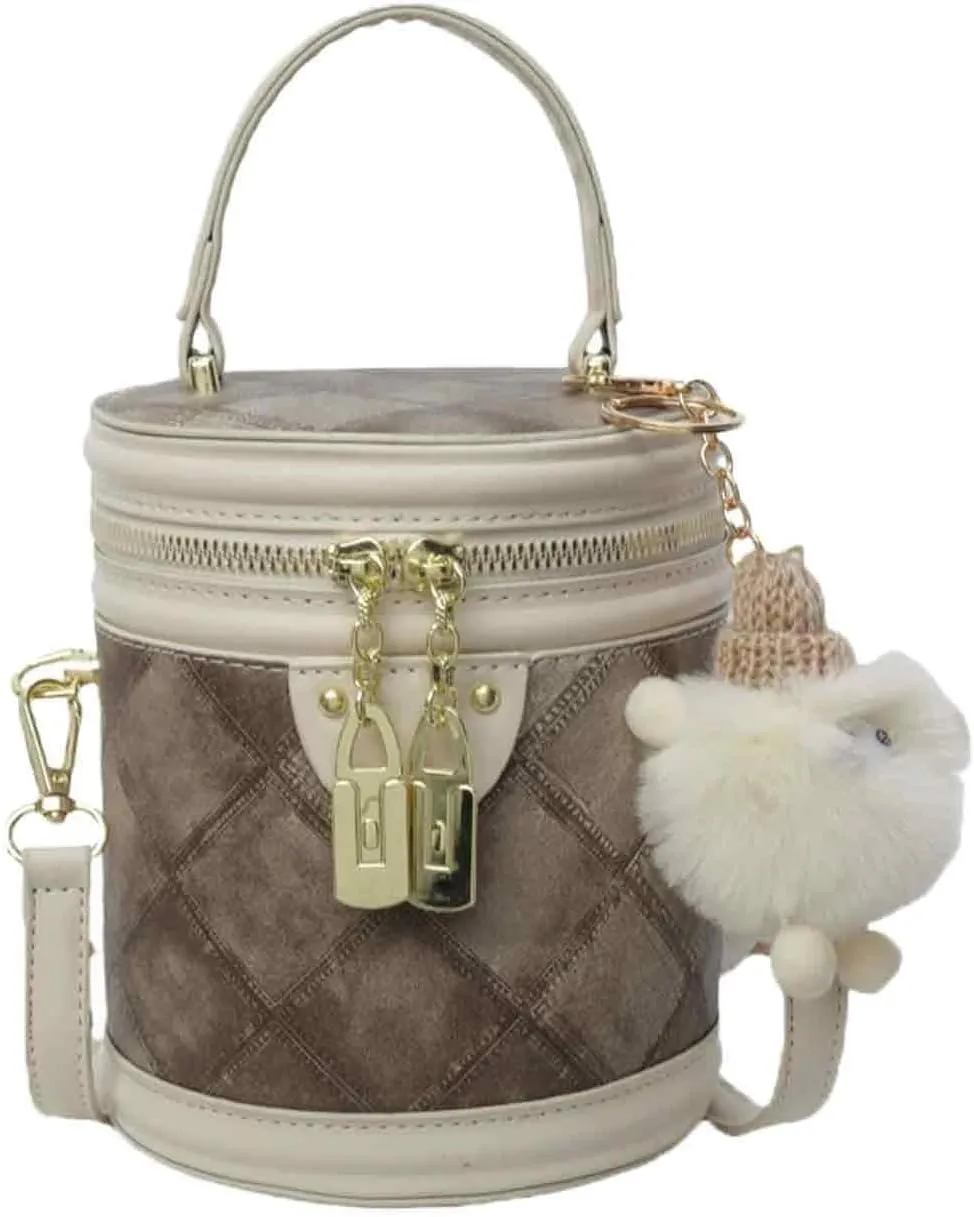 Fashionable Bucket Bag Small Unique Quilted Crossbody Handbag Large Capacity Versatile with Cute Pendant Ideal for Daily Use and Stylish Outings