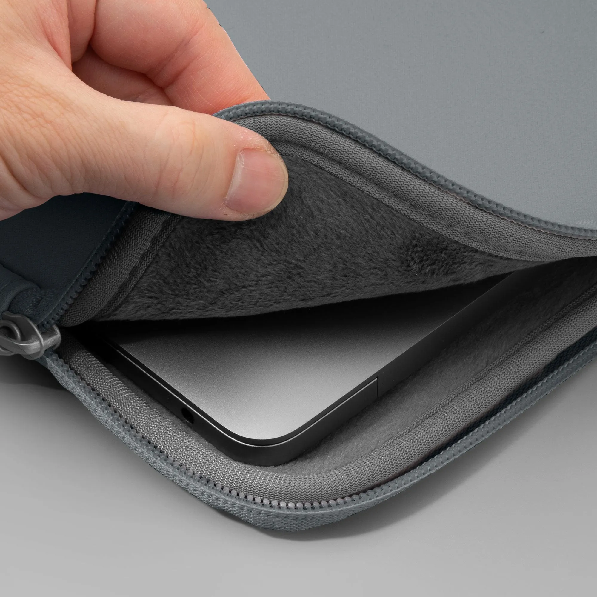 HUEX PASTELS Protective Sleeve for Macbook 13-inch