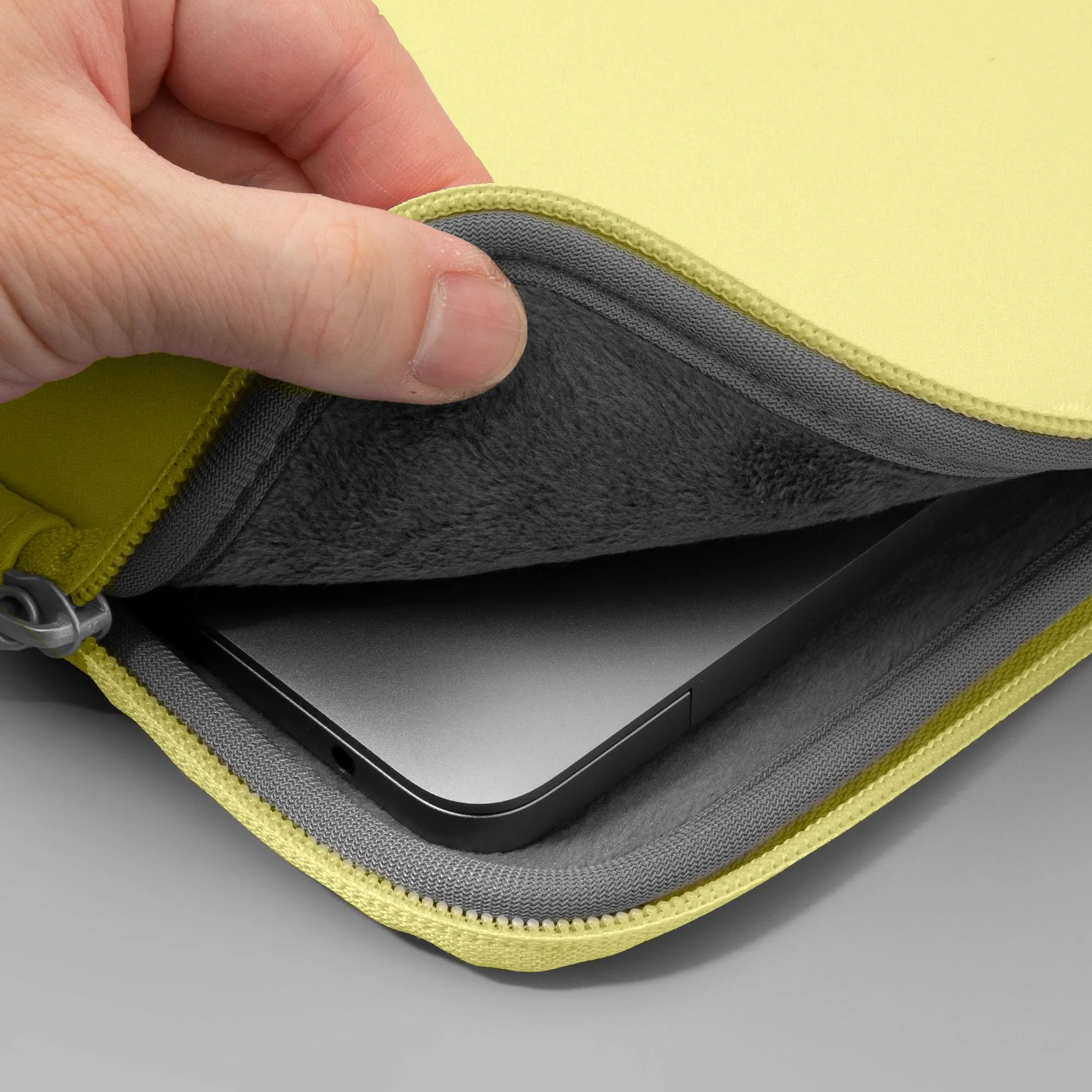 HUEX PASTELS Protective Sleeve for Macbook 13-inch