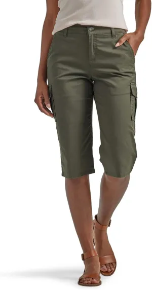 Lee Women's Flex-to-go Mid-Rise 17" Cargo Skimmer Capri Pant