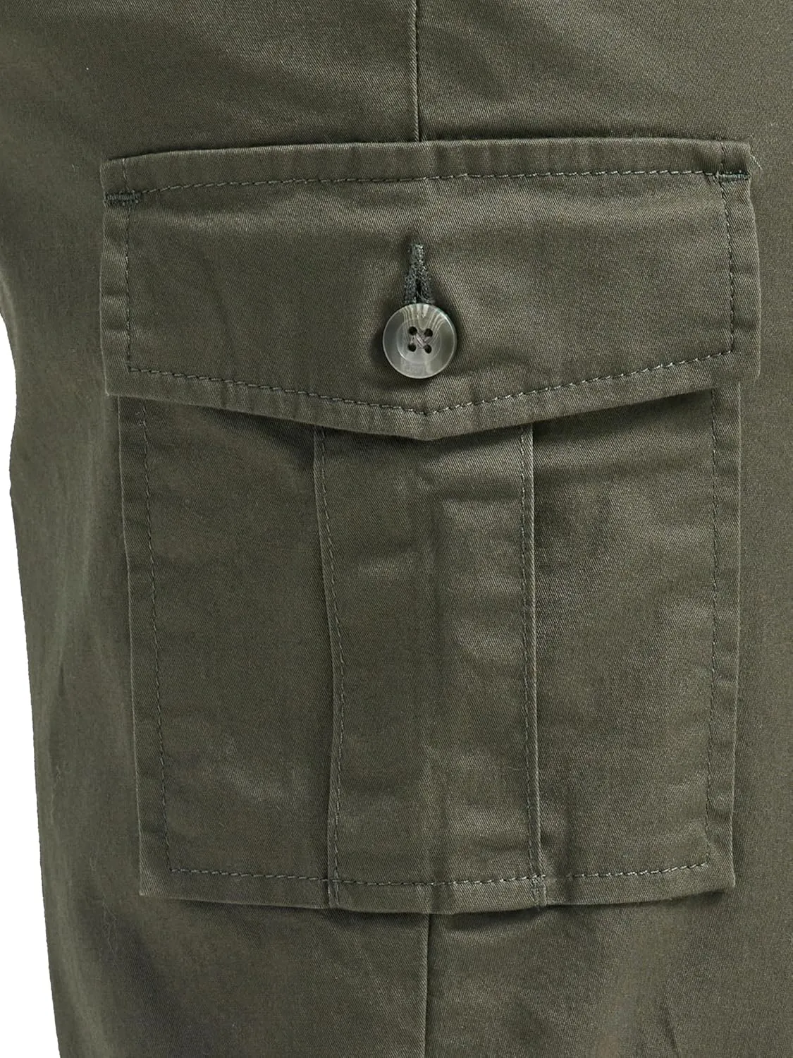 Lee Women's Flex-to-go Mid-Rise 17" Cargo Skimmer Capri Pant