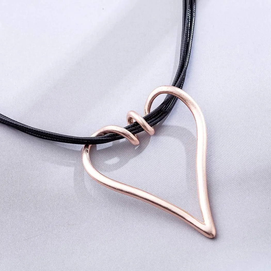Love Heart Pendant Necklace for Women Fashion Jewelry Long Chian Sweater Necklaces