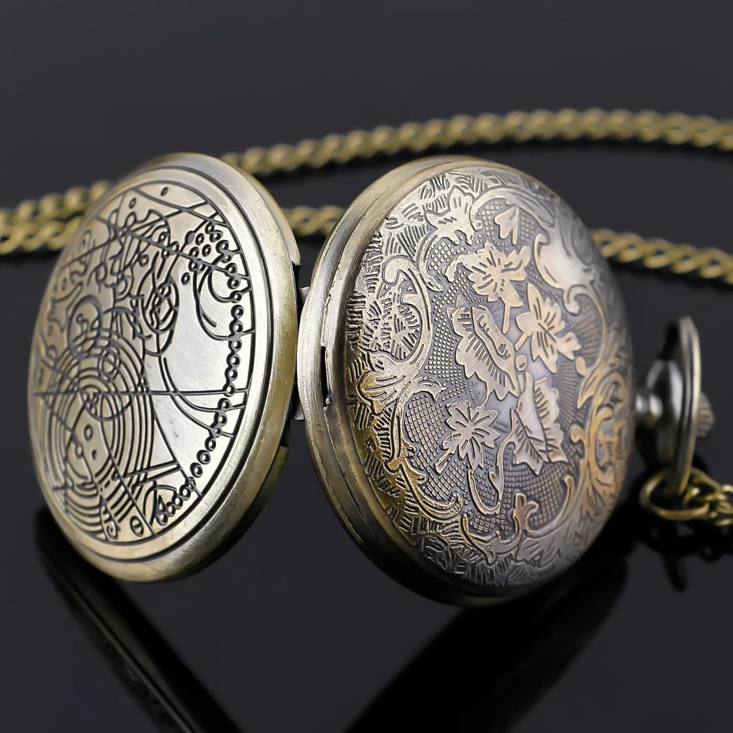Nostalgia Movie Theme Design Alloy Quartz Pocket Watch with Chain Necklace Pendant & Gift Box