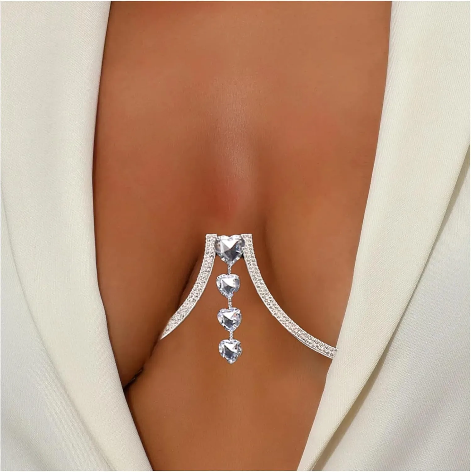 Rhinestone Sexy Chest Bracket Chain Crystal Heart Pendant Chest Bracket Bra Chain Rave Party Bikini Body Chain Jewelry Accessory for Women