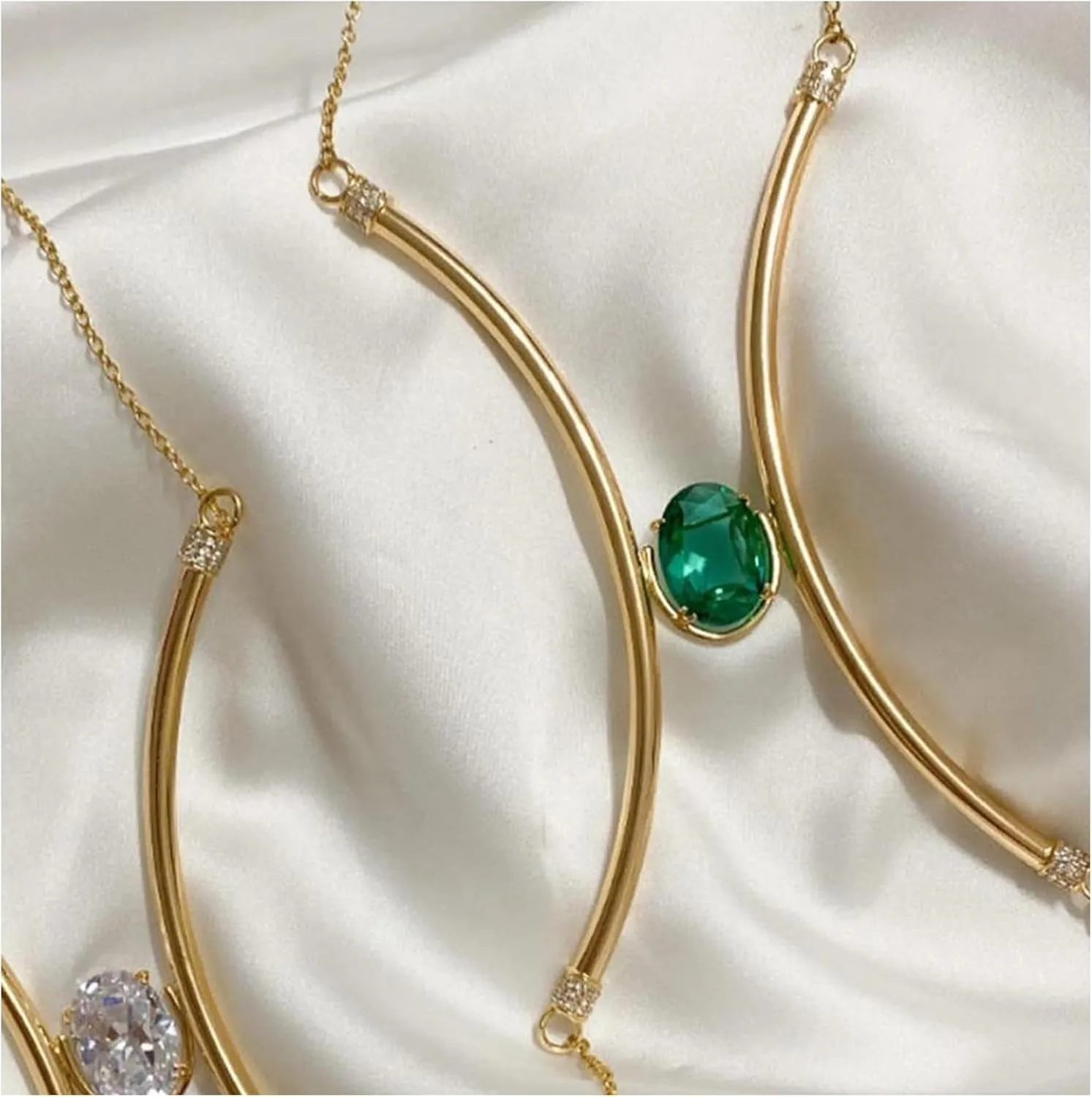 Sexy Rhinestone Green Chest Bracket Chain Bikini Bra Body Chain Crystal Lingerie Chain Festival Party Rave Underwear Body Jewelry for Women