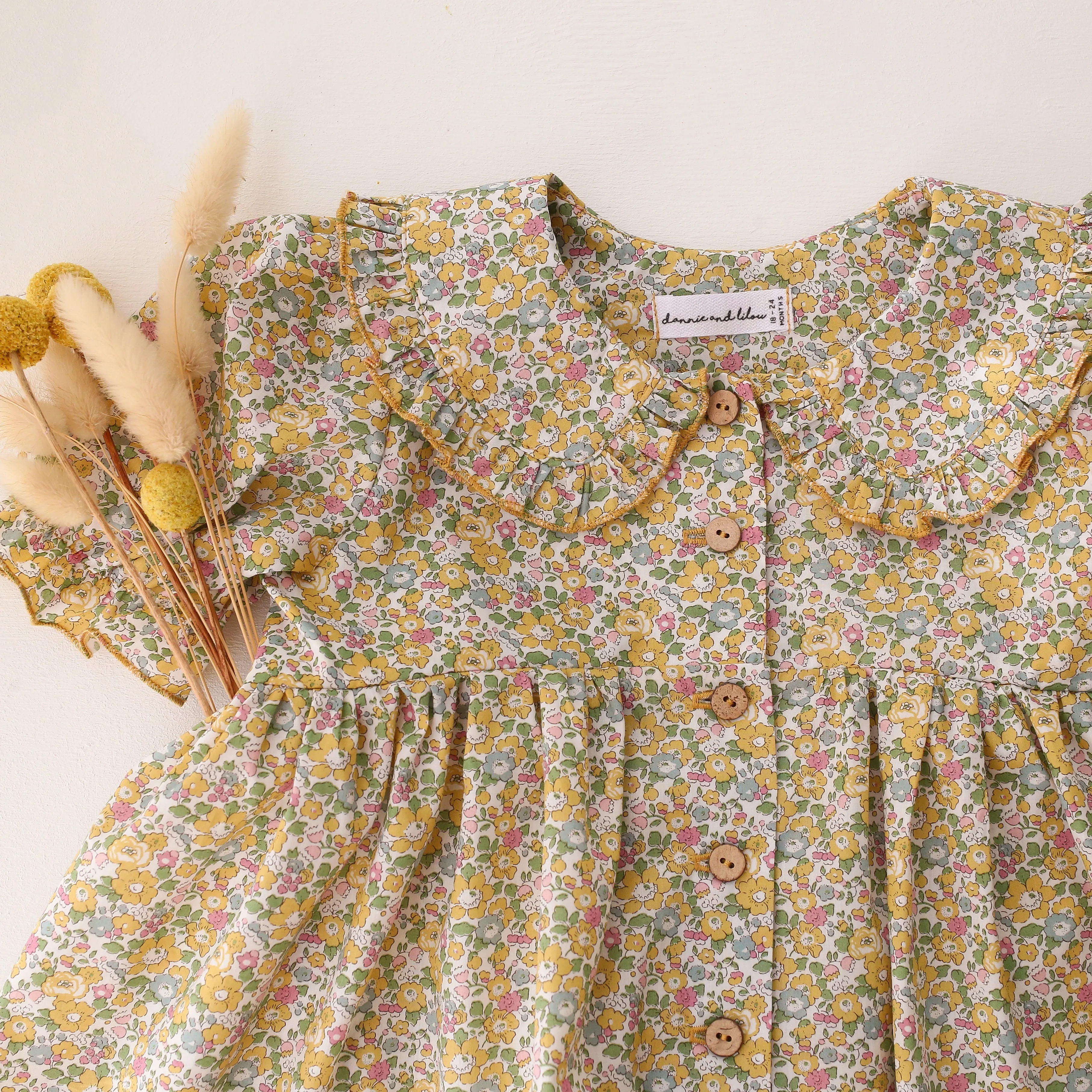 Short Sleeve Frilled Collar Blouse with Curved Bodice in Betsy Ann Liberty Print