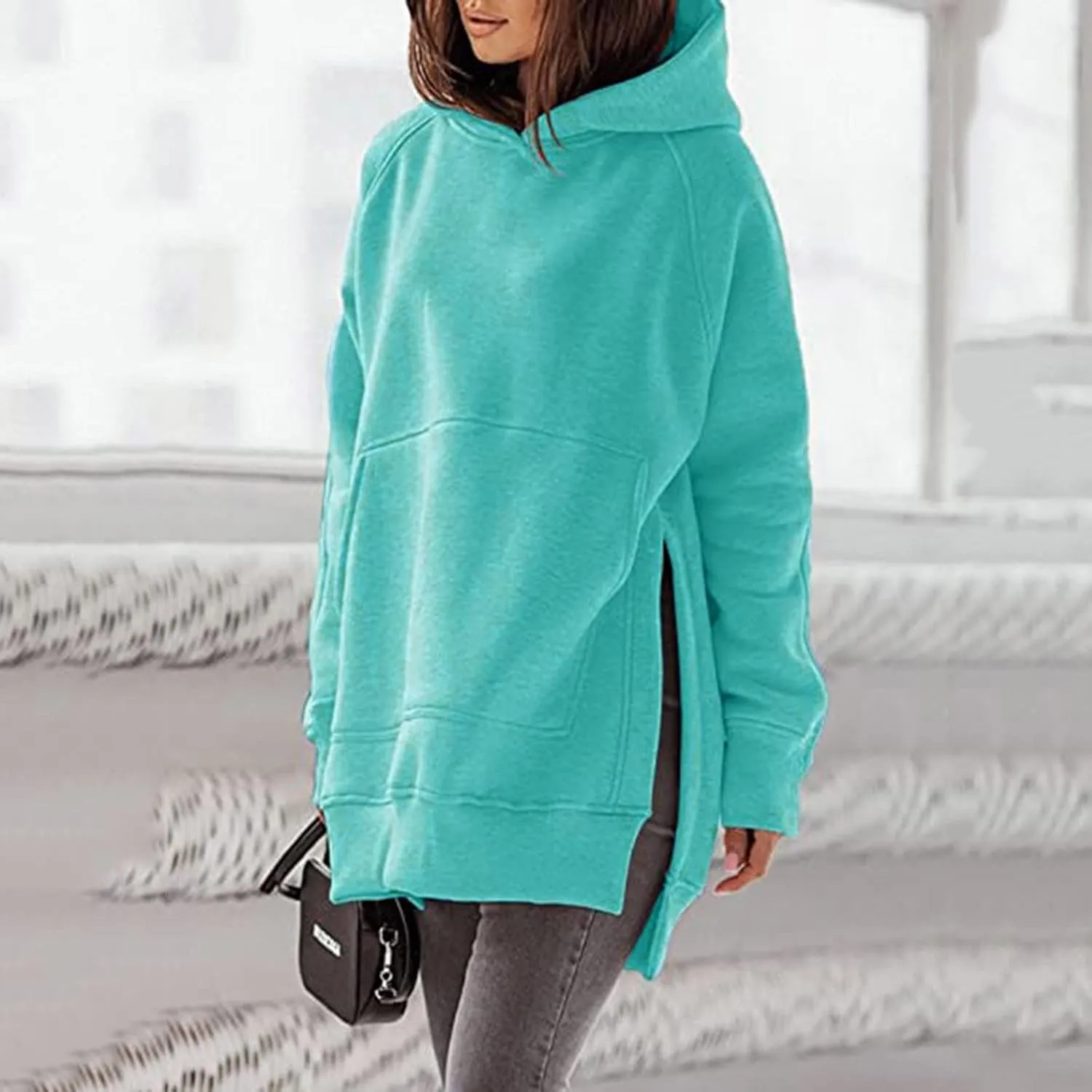 Women's Hoodies Casual Pullover Oversized Sweatshirt Long Sleeve Split Hem Hoodie with Kangaroo Pocket